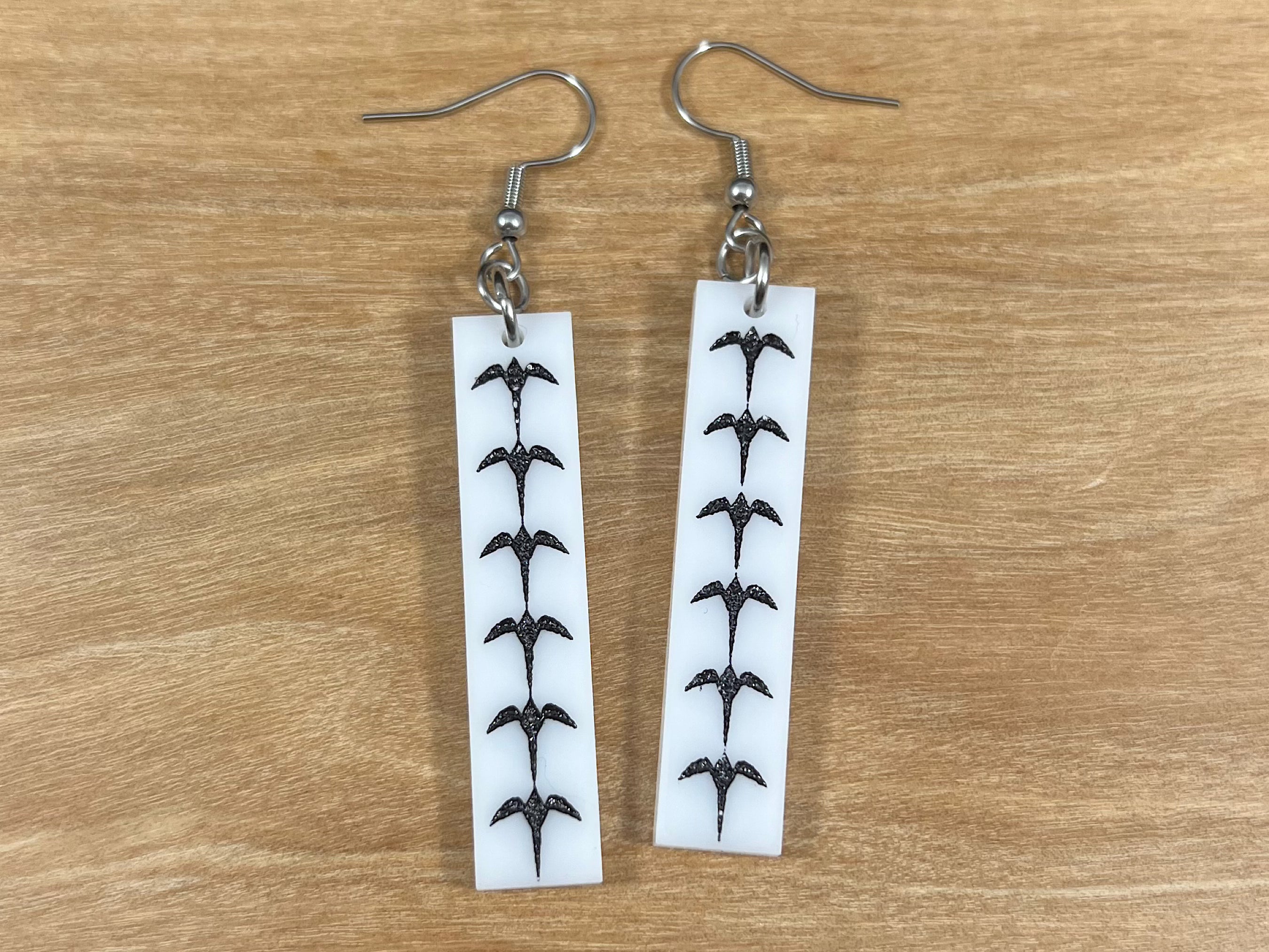 Acrylic Iwa Earrings (short)