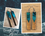 Load image into Gallery viewer, Acrylic and Koa Wood Earrings Emerald Starry Sky
